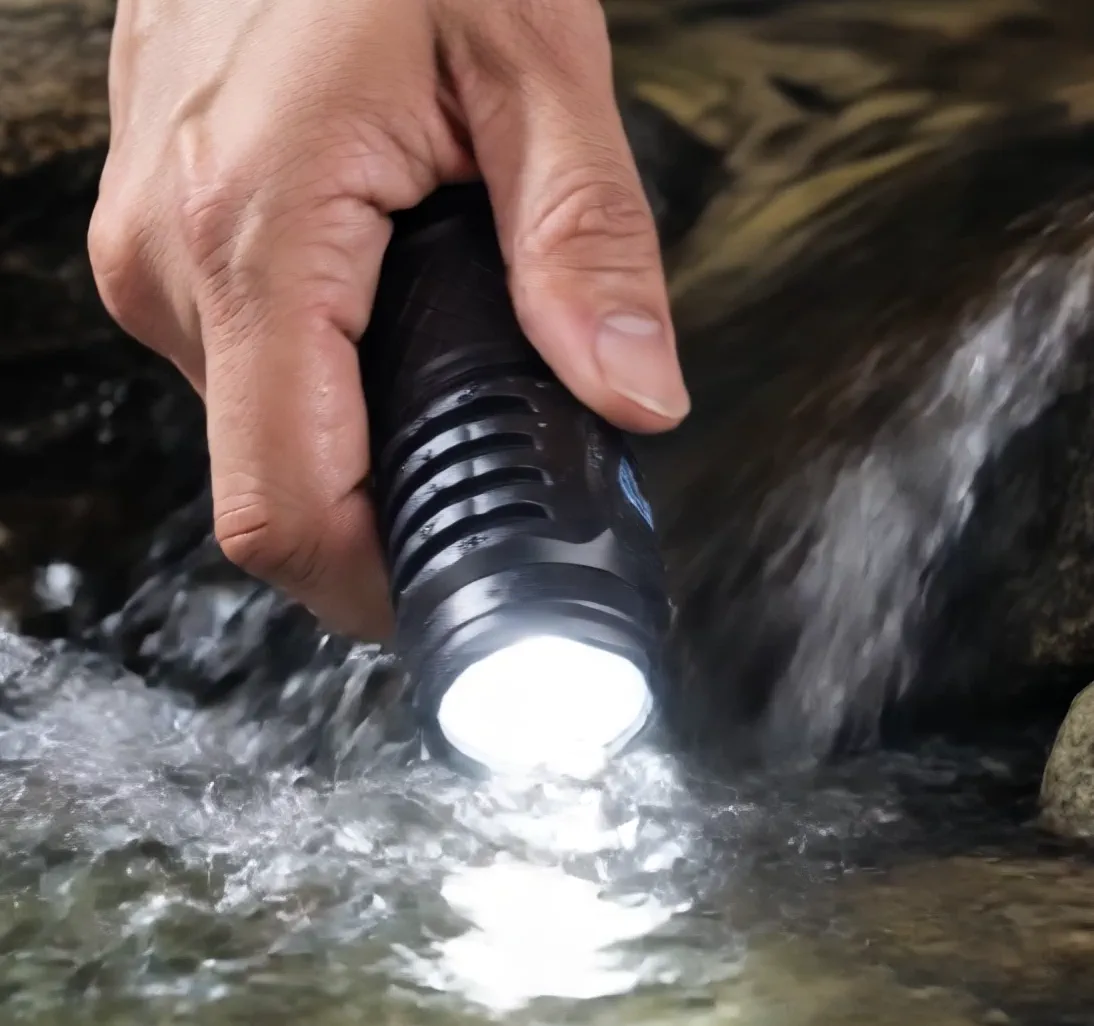 TacticalBox Flashlight — durability 7